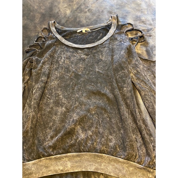 Oversized distressed sweater - Picture 3 of 5